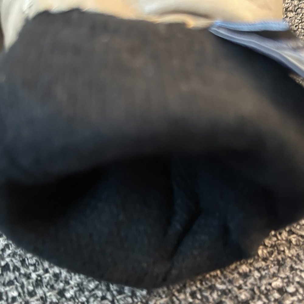 Worn once D&G gloves black leather size 7 - Picture 7 of 15